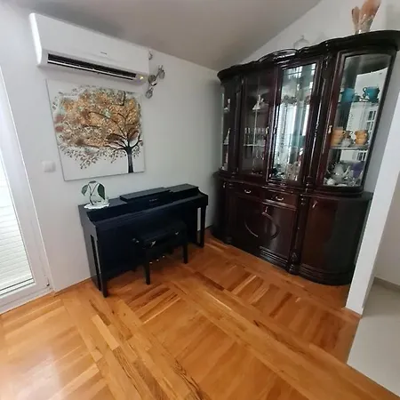 Delux Sue Apartment Split